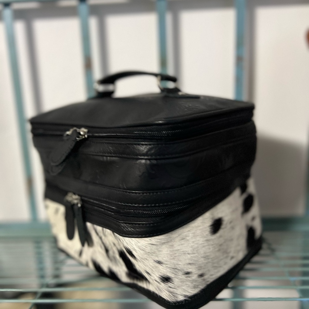 Black White Genuine Cowhide Embossed Leather Makeup Bag Travel Cosmetic Case - Picture 7 of 16